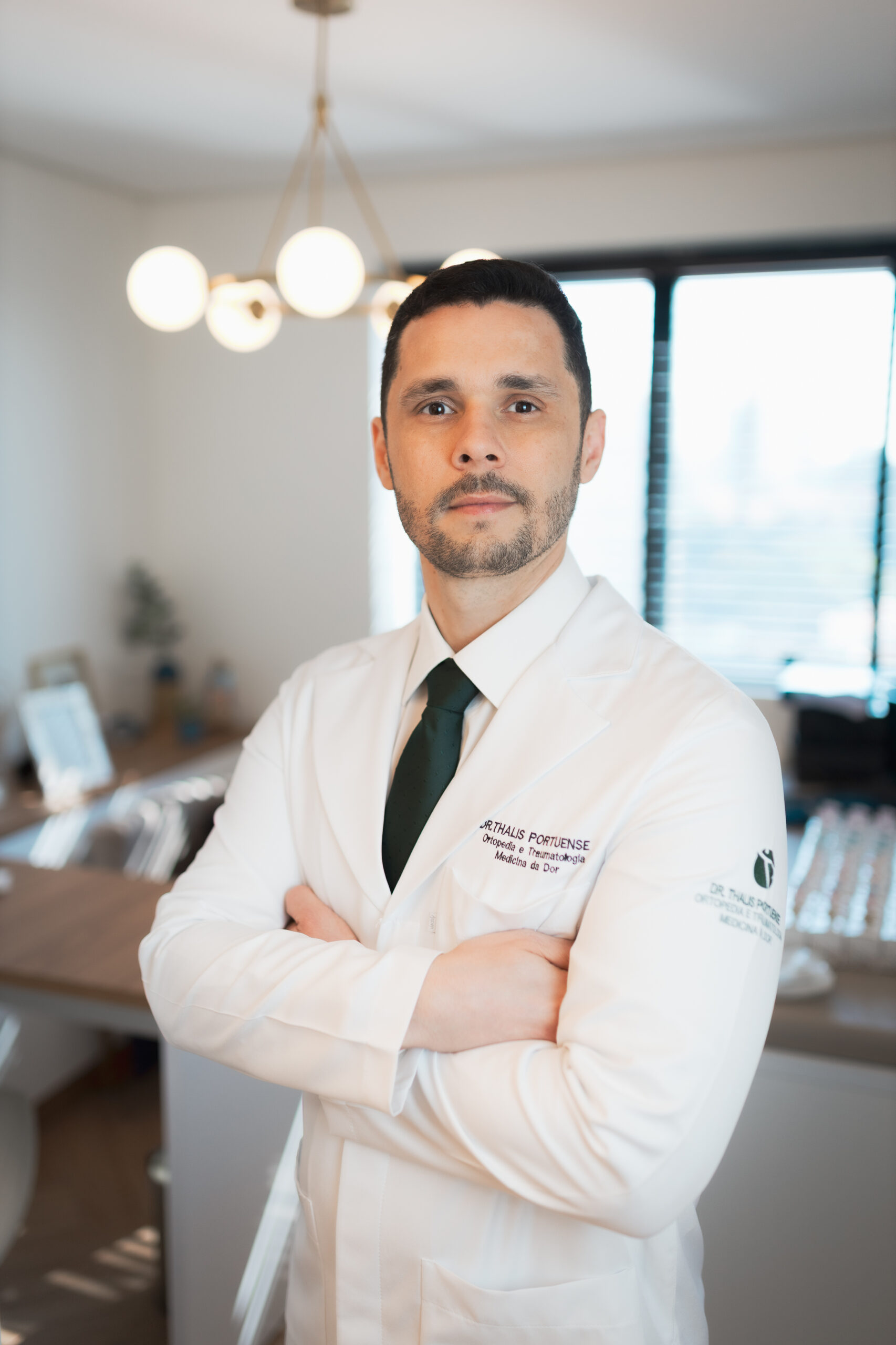 Dr. Thalis-05