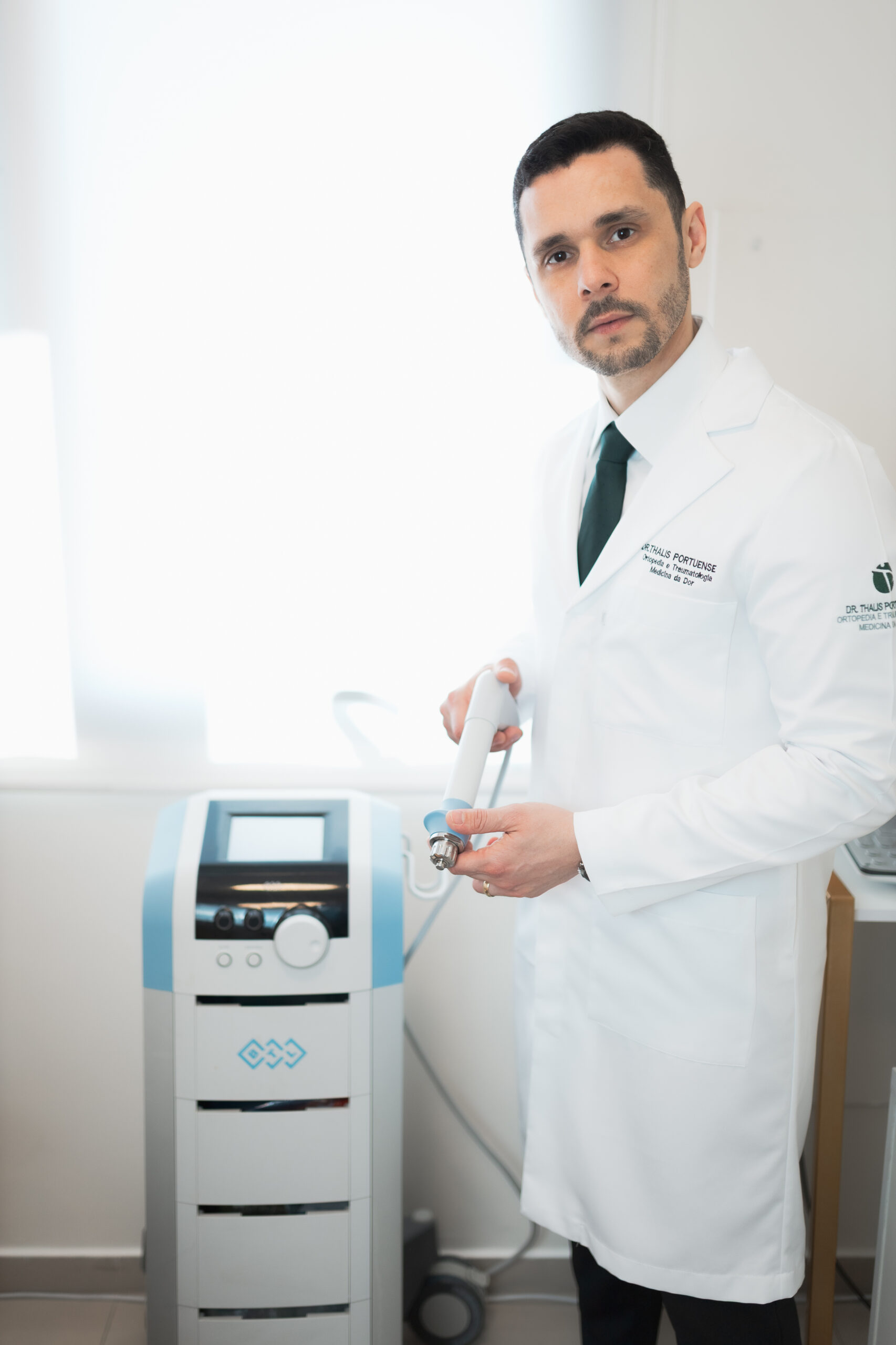 Dr. Thalis-10
